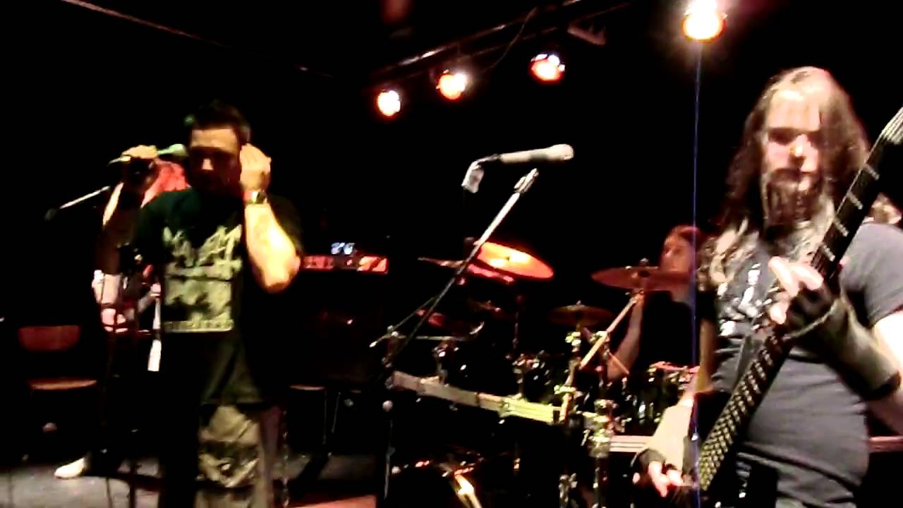 Eternal Dusk - Blood Red Moon, LIVE at Snabelhuset, 2011-04-30