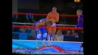 Chic Cullen v Superstar Mal Sanders