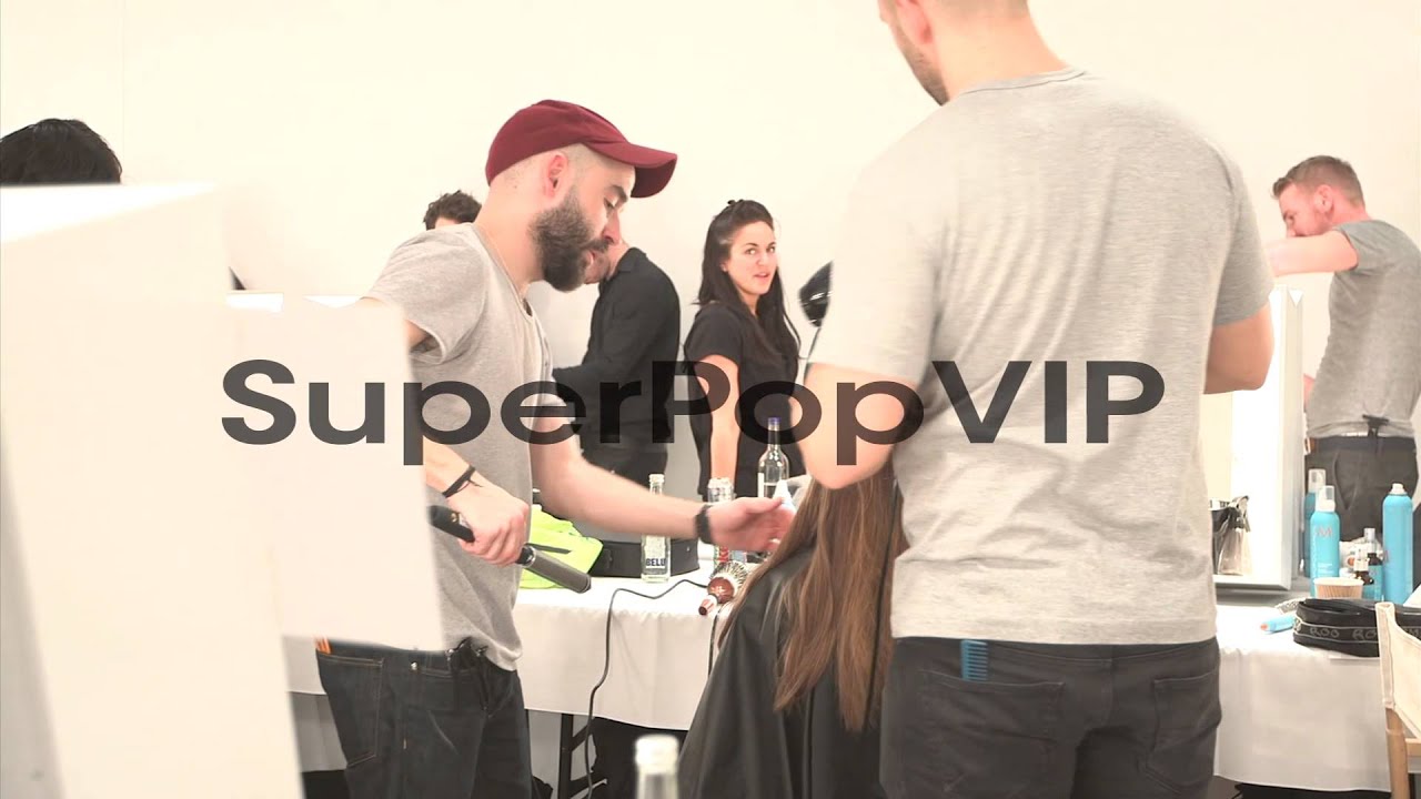 ATMOSPHERE - Backstage at Burberry Prorsum - A/W 2013 Cat...