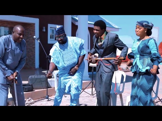 Xojayin meni yalashga majbur qildi