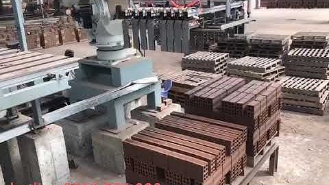 Hoàn thiện hệ robot xếp gạch lên pallet