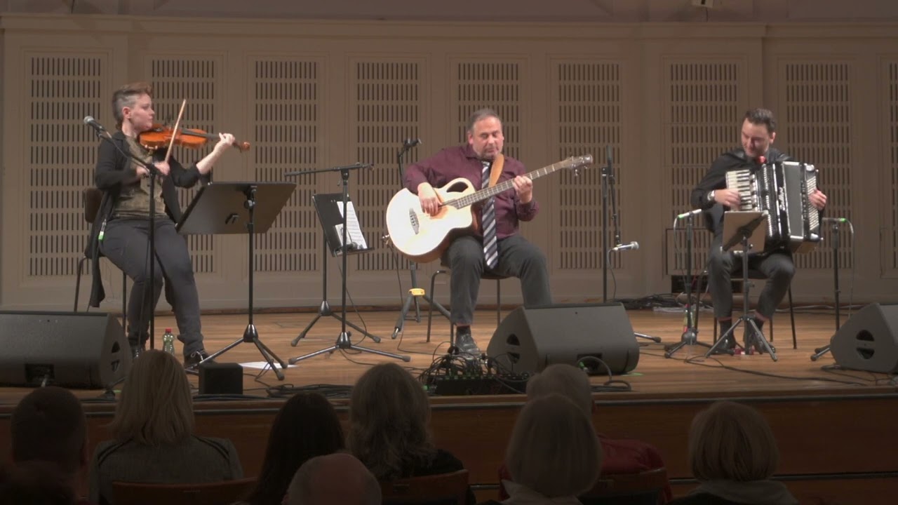 Square Waltz live @ Wiener Konzerthaus - kleiner Chocheck für Mozart (little chochek for Mozart)