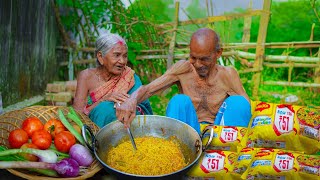 Grandpa Cooking Maggie/ Aja Kitchen