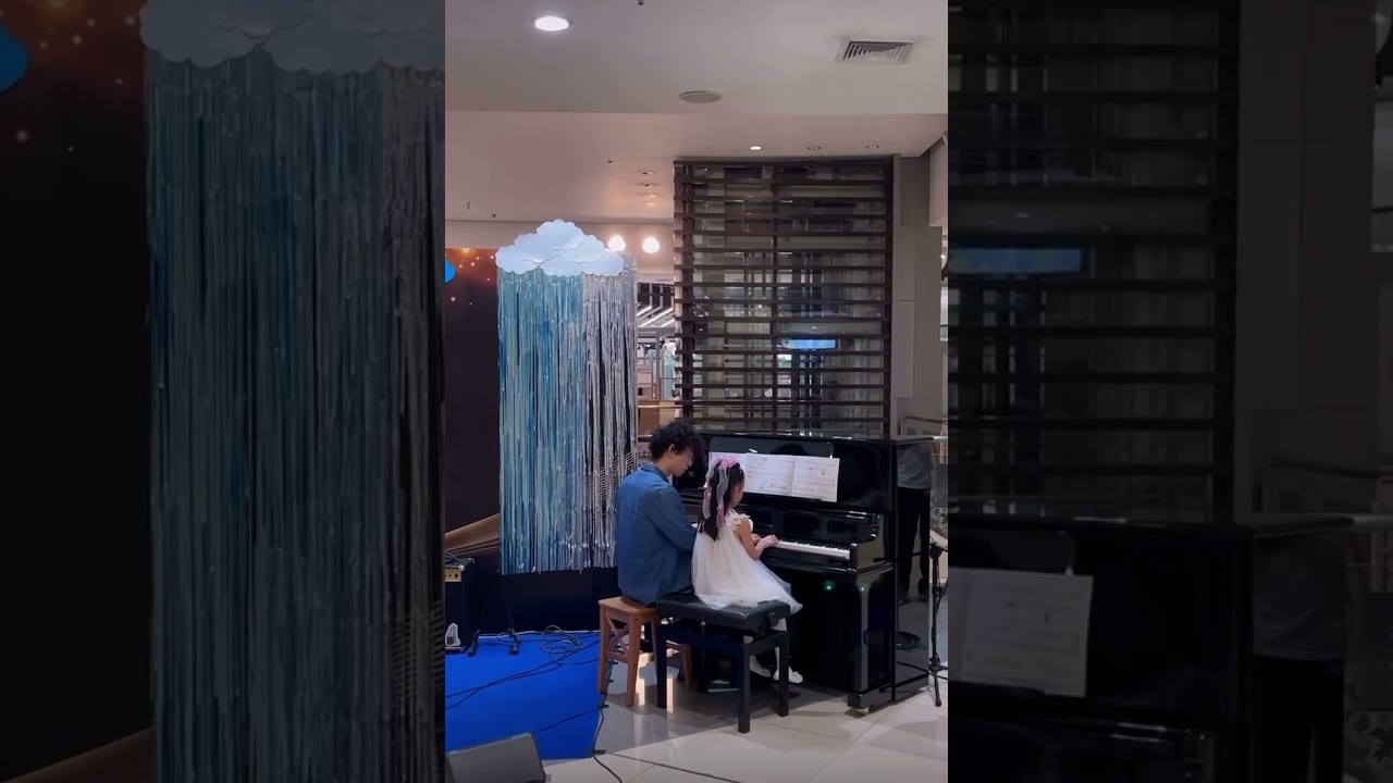 พี่เปาเล่นเปียโนโชว์ครั้งแรก👏🏻