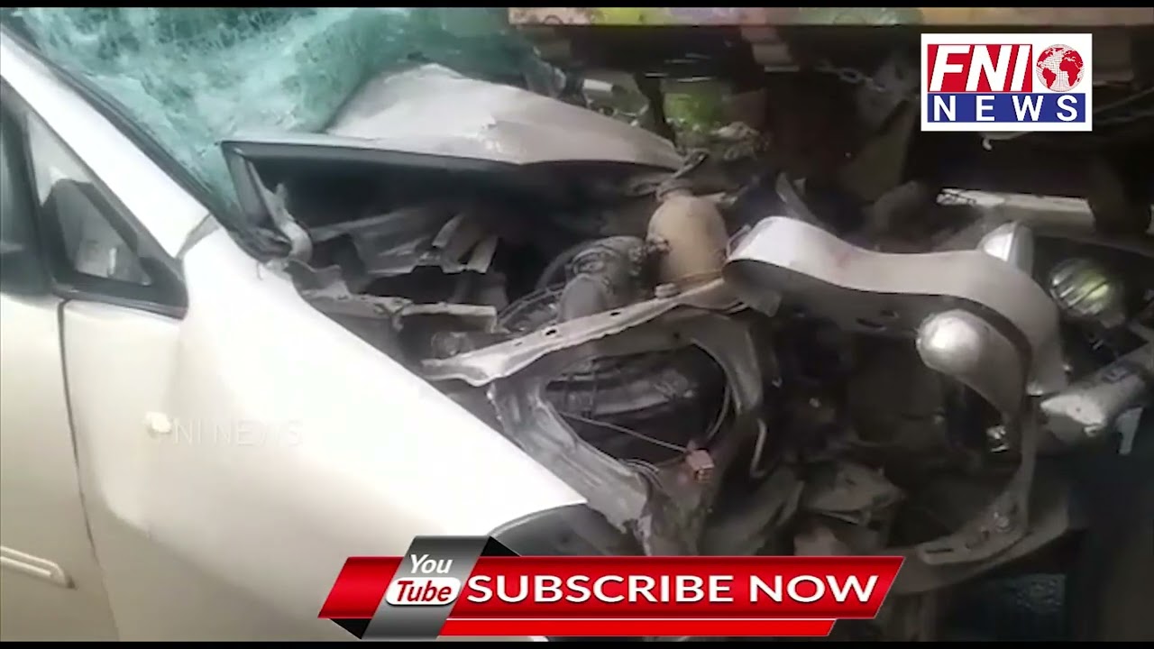 Innova Car Carrying Marijuna Crashed Into A Lorry At Outer Ring Road At ...