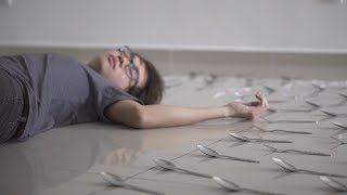 Download lagu é¥¿æ»åœ¨å®¶é‡Œ Starved To Death