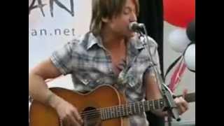 Keith Urban live at Verizon.mp4