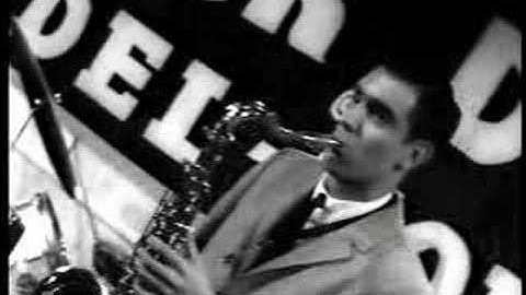 Miserlou Studio version - Studio performance video thumbnail