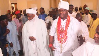 OBA ADEYEYE OGUNWUSI SHOW SULTAN OF SOKOTO THE NEW PALACE OF OONI OF IFE
