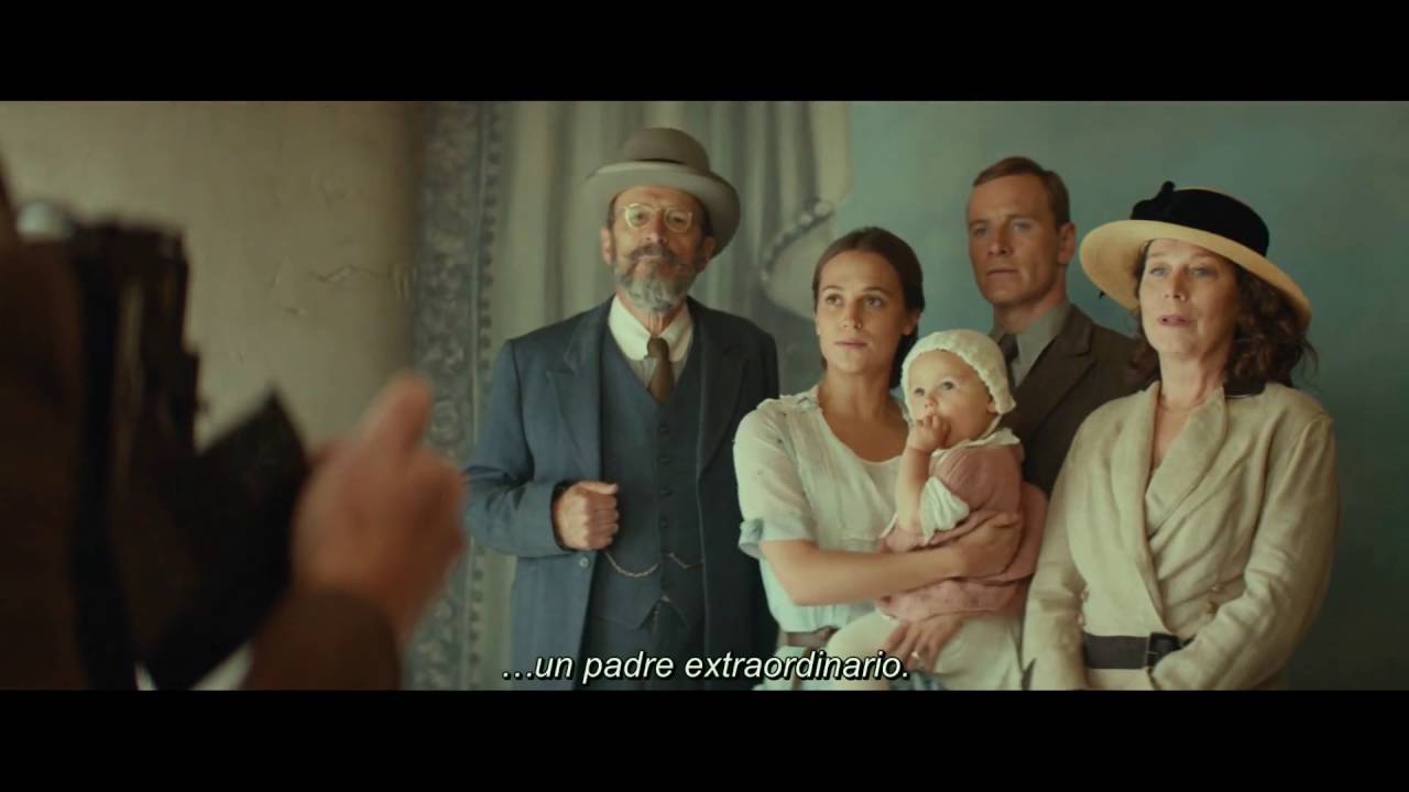 Tráiler la luz entre los océanos