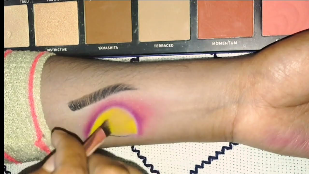 Haldi Eye Makeup step by step seekhe 🤩