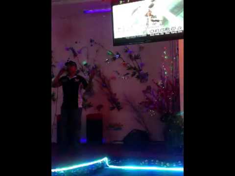 [欲走还留]Eddy Ng练习唱歌，(^_^)