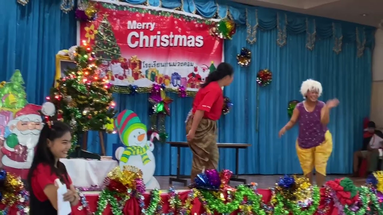 การแสดงละครวันคริสต์มาส''เรื่องกำเนิดพระเยซู'' ของนักเรียนโรงเรียนบ้านม่วงค่อม