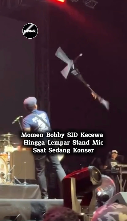 SID ngalamin kejadian yang kurang mengenakan nih pas lagi manggung disebuah acara.