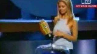 Famous Sarah Michelle Gellar Profile