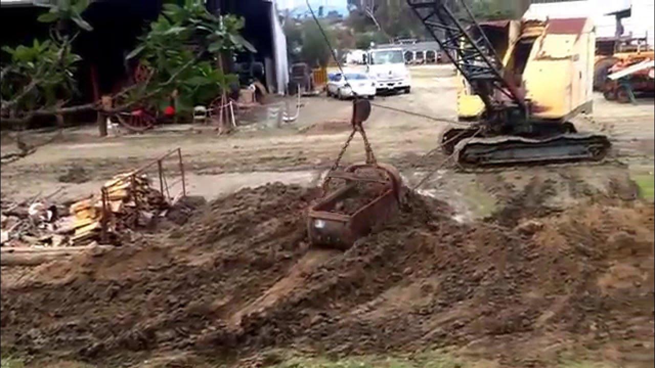 Drag line clearing a ditch 3 YouTube