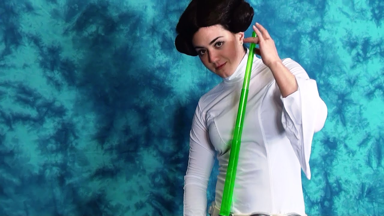 Princess Leia With Lightsaber Cosplay Photo Shoot Youtube