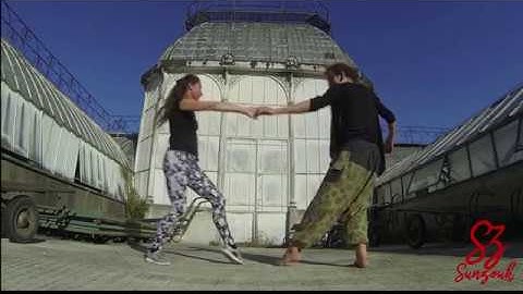 Sandrine & Modestas (Sunzouk) Outdoor improvisation
