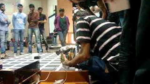 Debugging our Robot real time after circuit being damaged.