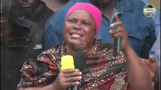 Mama Alia Mbele Ya Waziri Mkuu amuombea Dua Kwa Mungulushoto Tanga