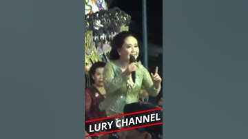 Eka Uget Uget  langgam Mawar Kuning  #sinden #wayangkulit #tatin #ekaugetuget #campursari