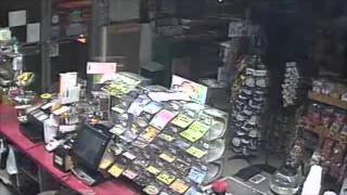 Armed robbery of Forsyth convenience store