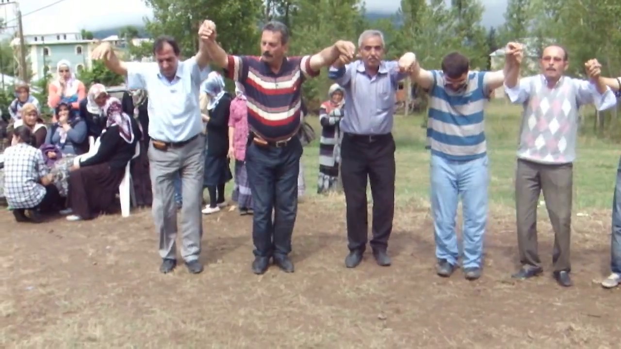 Çayırçukur köyü Düğünde Horon Şov