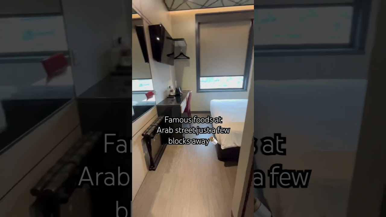 My Top Location Hotel, Hotel Boss Singapore Room View near all the good food 