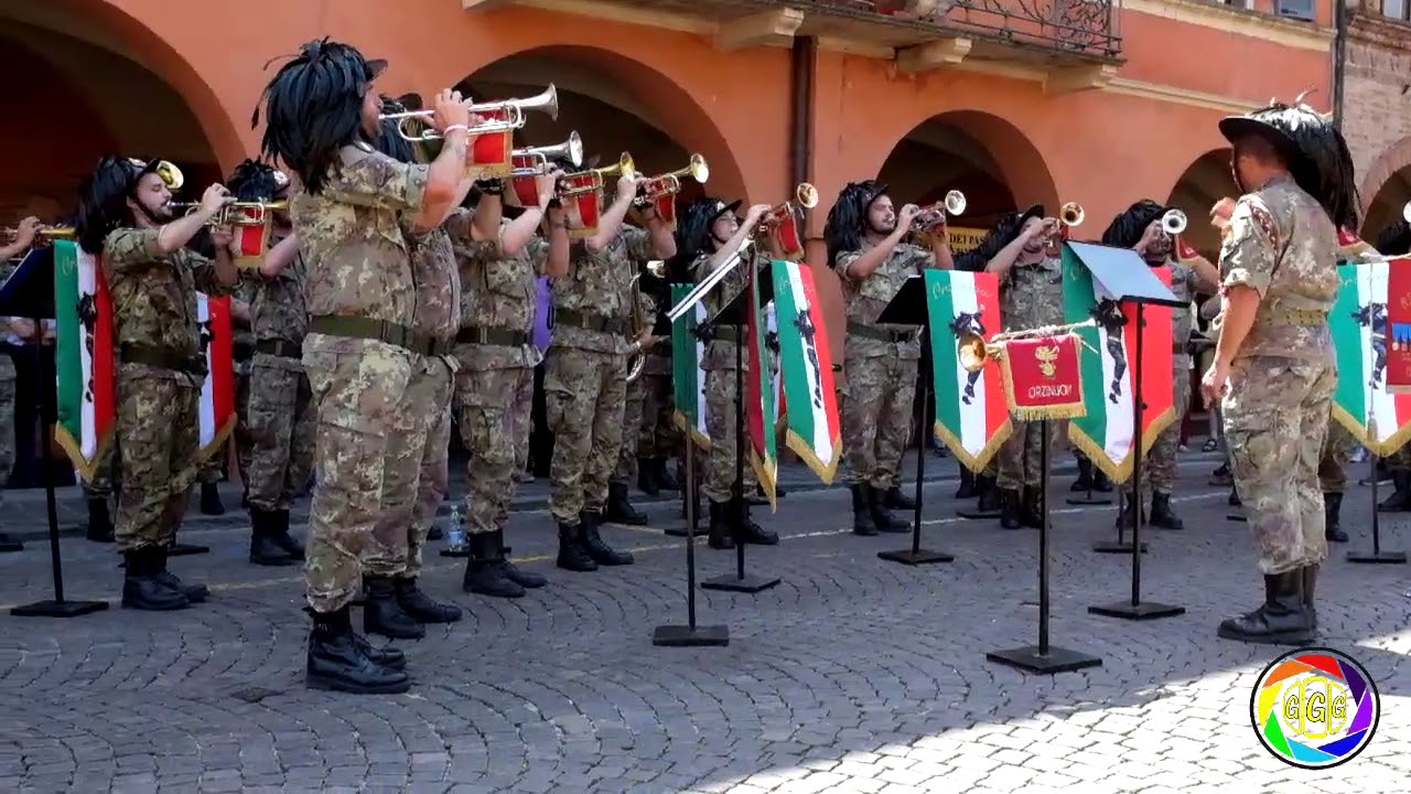 allarmi allarmi FANFARA bersaglieri orzinuovi trasferta a busseto