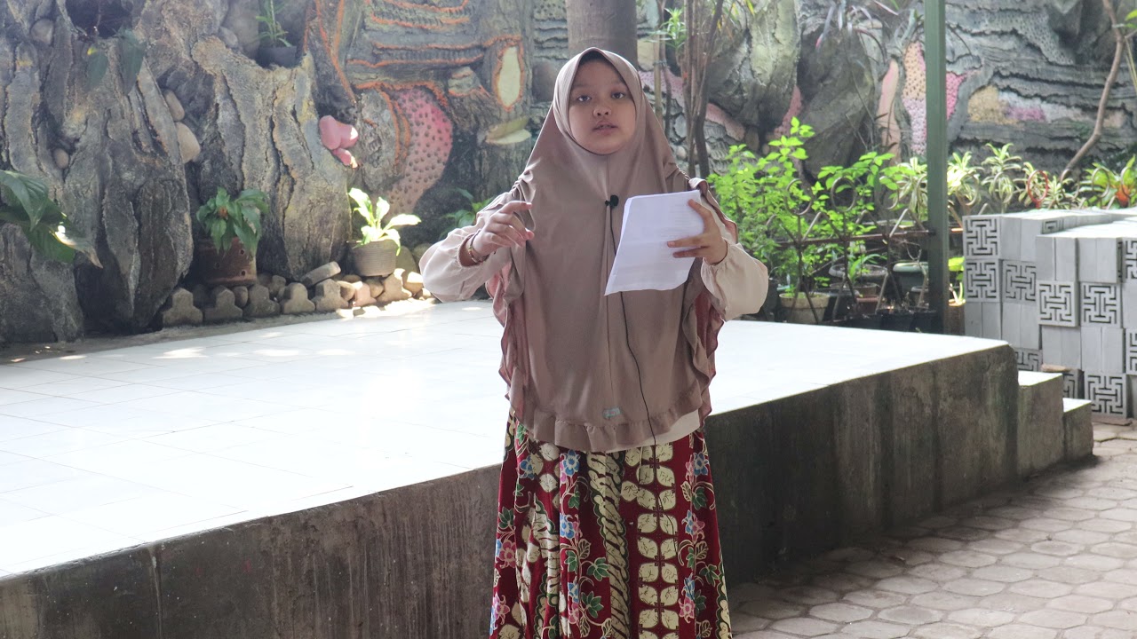 Lomba Maca Sajak Pasanggiri Bahasa Sunda Tingkat SD Kota Bandung - Mikayla (Non Wajib)