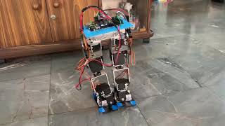 2legs 8dof biped robot arduino mega version3(2)