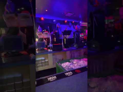 จันทร์เจ้า -Slot Machine || Quiet Please Band || at Siam Square 20/04/67