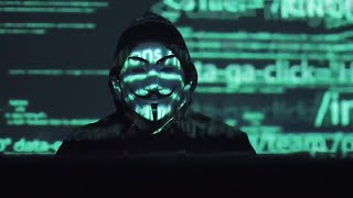 SmartMoney Monday: How to avoid holiday scams and cybercriminals