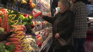 Arizona SNAP recipients face uncertainty as they await benefits amid government shutdown