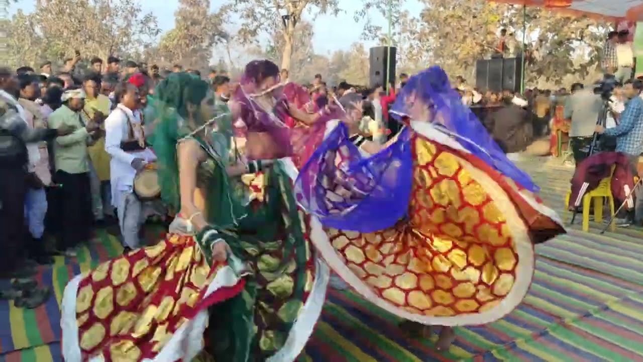 New Bundeli Rai // Jittukhare Badal New Program // राजा बाबा मढ़ई मेला महोत्सव सिंगपुर सुना। 