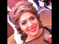 بالفيديو والصور ملاك أميرة كلاسيكية بفستان مزين بالورود 