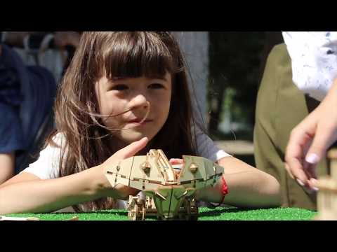 Тысячи счастливых детей уже играют в конструкторы UNIWOOD