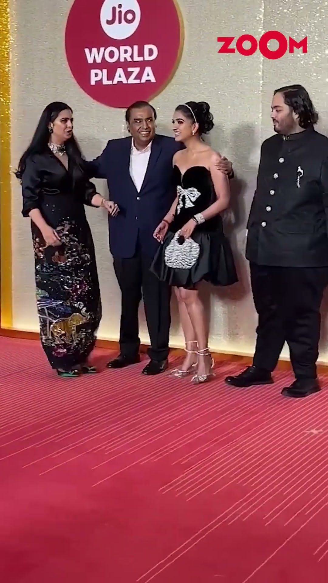 Isha Ambani's GORGEOUS candid moments caught on camera ? #ishaambani #shorts