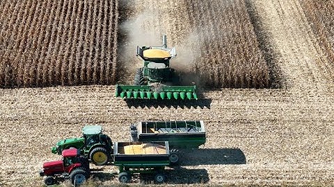 Harvesting (Combining) Corn for 4 Hours.(ASMR)