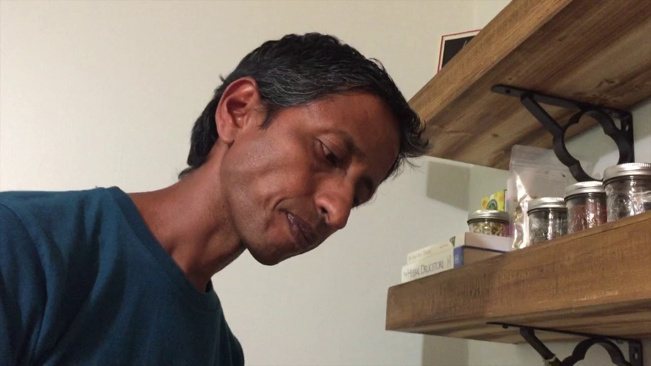 How to cook simple but healthy tahini dressing and potato 🥔 fries - YouTube