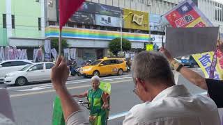 花蓮罷團、反罷方街頭短兵相接　警加派人力戒備