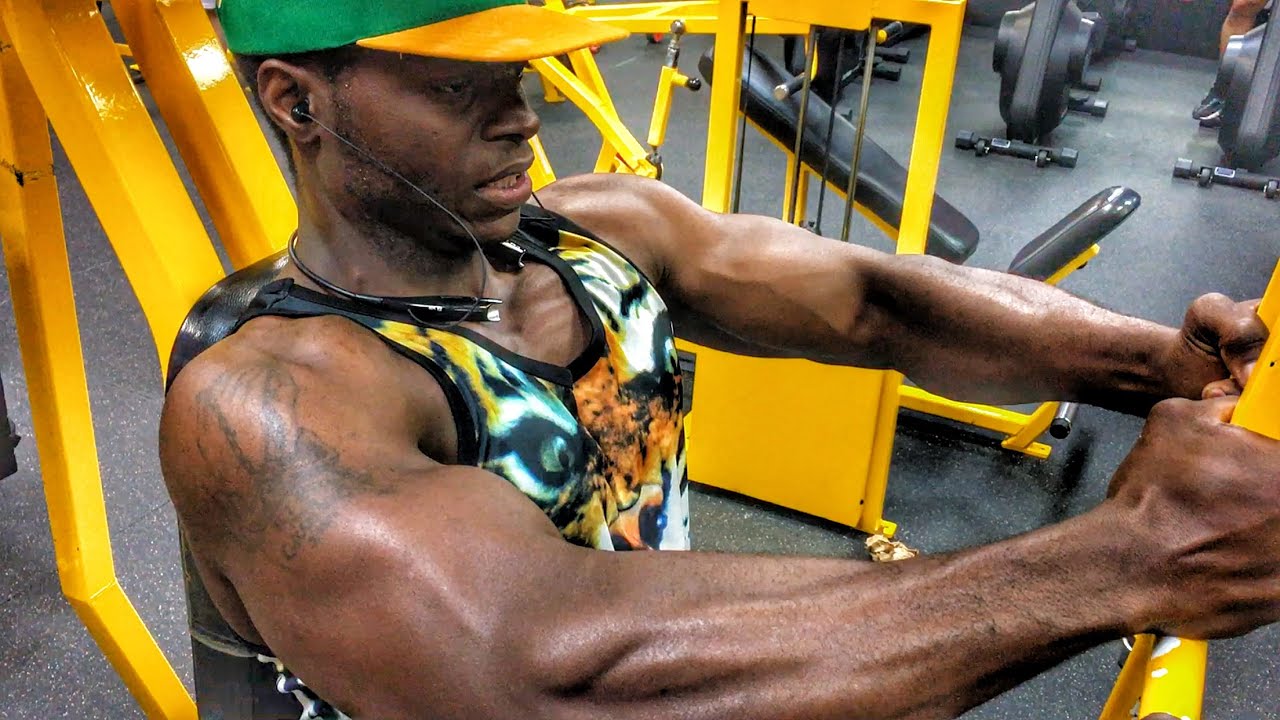 How To Get A Stronger Bench (Chest & Triceps) YouTube