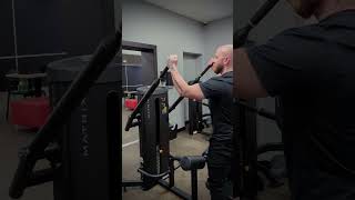 Matrix Go Series Lat Pulldown Machine