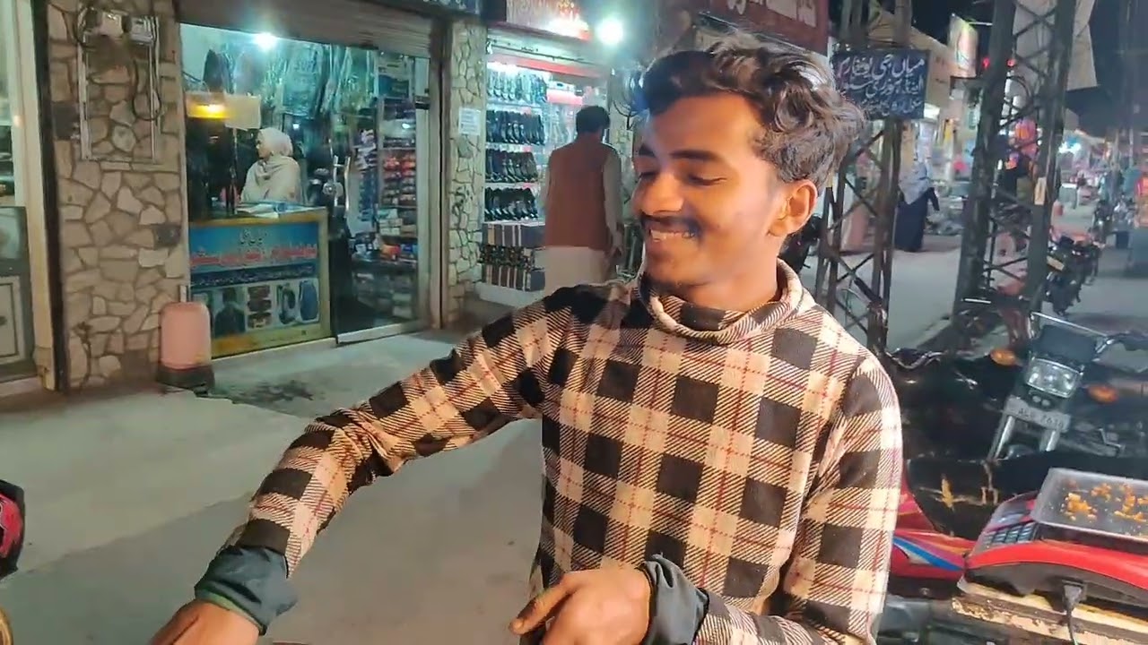 چکن پکوڑا لینے نکلے، ایک نہیں کئی دکانوں کا زبردست ریویو | کون سا نکلا نمبر ون؟