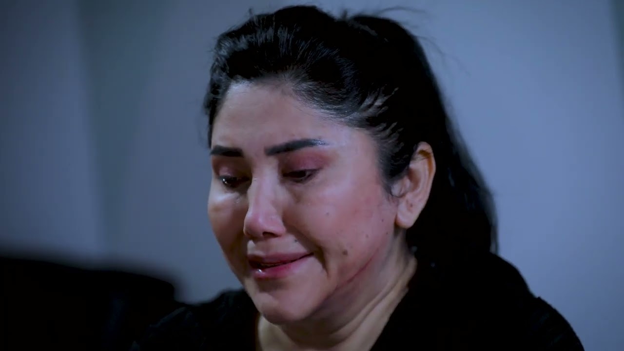 Yalangoch ayol erini silkitadi Natalya Rudakova porno