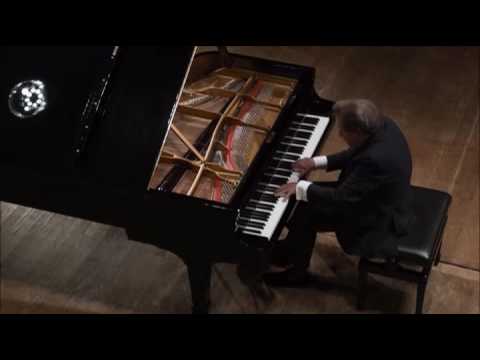 RUDOLF BUCHBINDER plays BEETHOVEN Piano Sonata No 8 C Minor Opus 13, Patetique