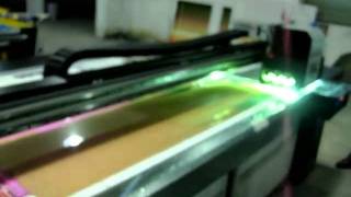 Famous large format pvc acrylic glass UV inkjet cured pad-printing machine flatbed printer Net Worth