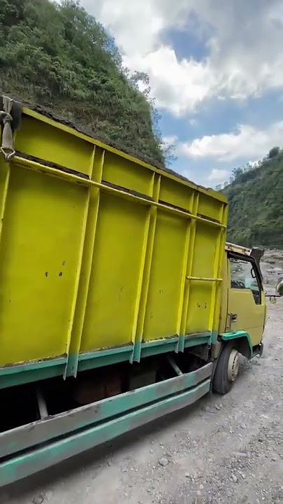 truk pasir Merapi.  #storytruk #tambangpasirmerapi #pasirmerapi #trukmania #ragasamania #fypシ゚viral