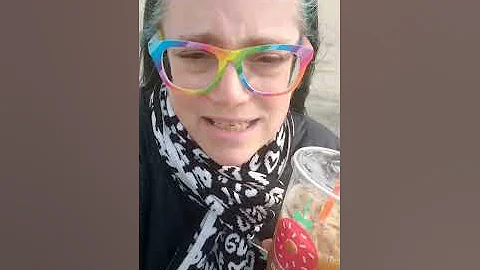 Dunkin Iced Coffee in Brown Butter Toffee Taste Te...