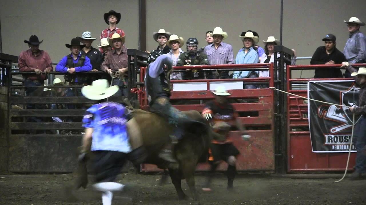 Zac Peterson 83 on Nevada Berger's 95 Fighting Sioux. New Town, ND '13
